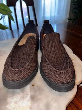 Woman’s Rothy Slip-On Knit Loafers - Brown, like new